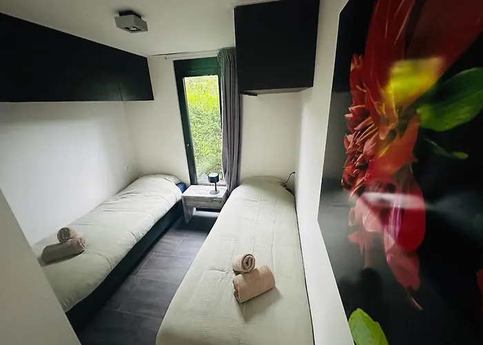 Stylish In Nature Near Amsterdam * 哈尔夫韦赫